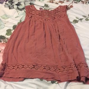 Coral size M lace top
